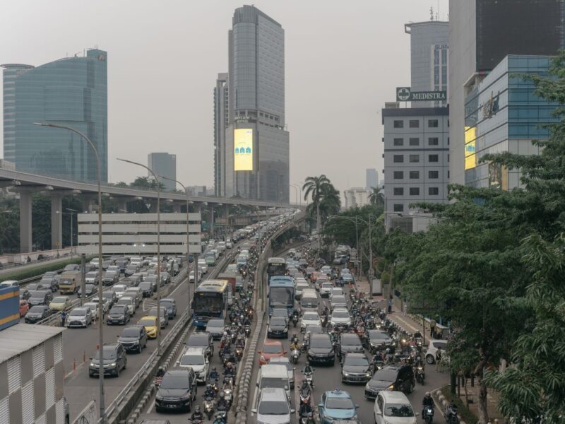 Transportasi sebgai salah satu sumber pencemenaran udara_Clean Air Catalyst