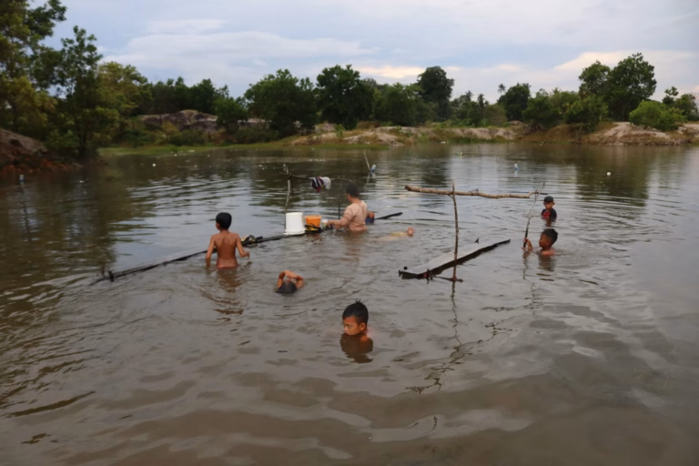 Mimpi buruk anak penambang timah di Bangka Belitung