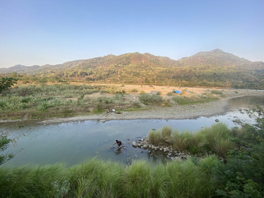 Bajak dan Salama Sungai Wae Pesi yang melintasi Desa Bajak, Kecamatan Reok, Kabupaten Manggarai, Nusa Tenggara Timur. (Foto/Chairul Akhmad)