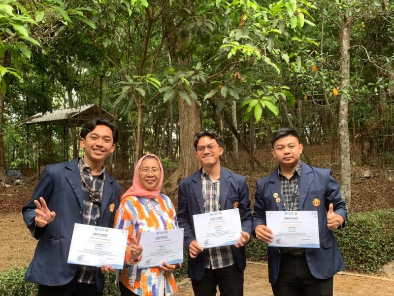 Mahasiswa peternakan Unpad juara 2 Lomba Karya Tulis Ilmiah Nasional FPKP Undana berangkat dari isu energi terbarukan dan perubahan iklim. (Humas Unpad)