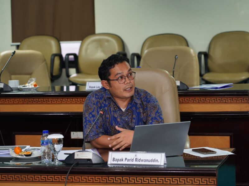 Manajer Kampanye Pesisir dan Laut Eksekutif Nasional Walhi, Parid Ridwanuddin. (Foto: WALHI) pasir laut