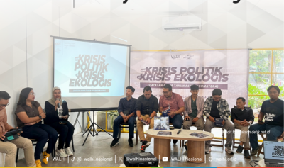 Catatan Akhir Tahun WALHI menyoroti bencana ekologis yang kurang diperhatikan kandidat Pilpres 2024. (Foto: WALHI)