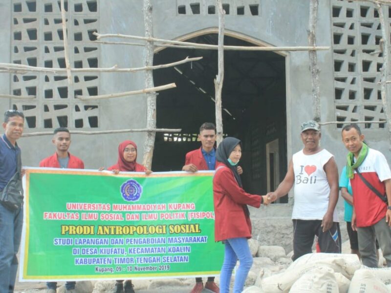 Universitas Muhammadiyah Kupang melepas 10 mahasiswa guna mengikuti Program PMM 2023, berbekal Modul Nusantara. Mereka berada di luar kampus di berbagai daerah Nusantara.