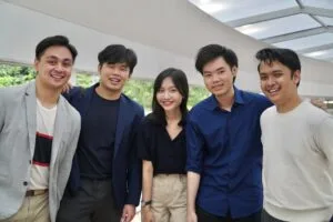 Pelacak energi surya buatan mahasiswa FT UI. Inovasi terbaru yang meningkatkan efisiensi energi surya di Indonesia.