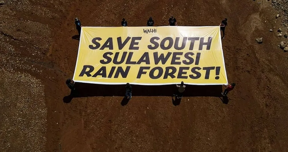 Bencana banjir dan longsor di Sulawesi Selatan membuktikan pemerintah setempat harus mengevaluasi penataan ruang.