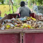 Kabupaten Gianyar menerapkan baru mengenai pengelolaan sampah terpilah di TPA Temesi. Sampah tidak terpilah dipulangkan.