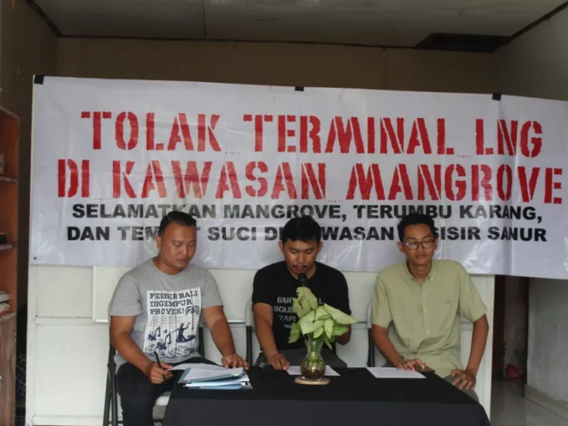 Konperensi pers Walhi Bali.