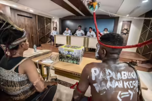 Absennya penerapan otonomi khusus Papua membuat hak masyarakat adat terus terpinggirkan