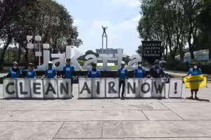 Pencemaran lingkungan oleh senyawa kimia berbahaya memperparah kerusakan alam