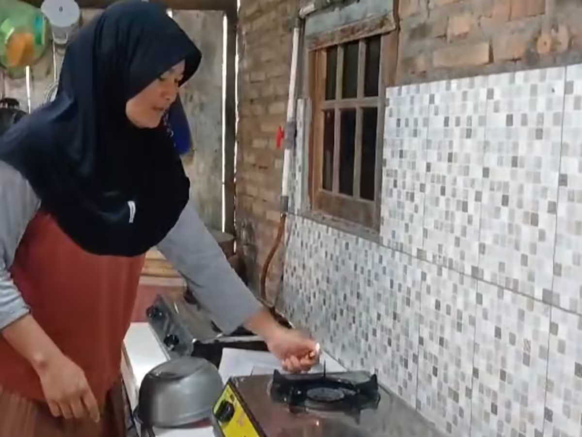 Samirono village has proven that innovation and collaboration can bring big changes. They showed the world that waste can be turned into clean energy.