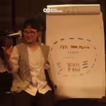 Bengkel Hijrah Iklim 3.0 Reka Maharwati dari Enter Nusantara memberikan materi Sedekah Asik kepada peserta, yang memperkenalkan konsep sedekah energi.