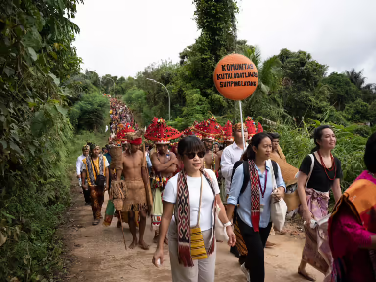 Kekerasan pada masyarakat adat tak selalu berupa senjata. Tapi, sering menjelma pada bentuk yang lebih menakutkan, seperti penggusuran.