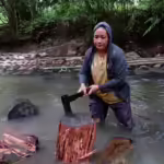 Perempuan Mentawai