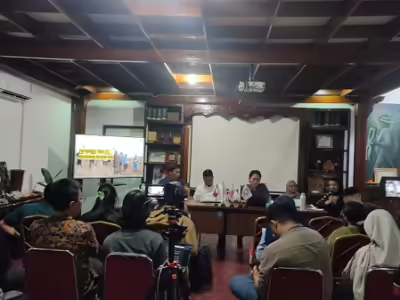 Media briefing Koalisi Kawal UU Masyarakat Adat. (Foto: Aman)