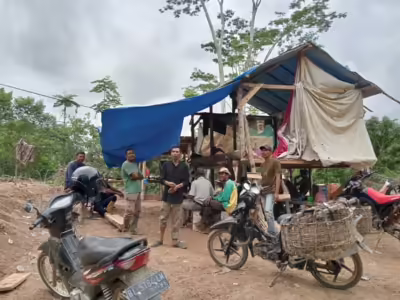 Masyarakat petani penggarap lahan di Aceh Timur. (KPA)