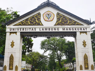 Universitas Lambung Mangkurat (ULM) Kalimantan. (ULM)