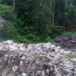Tempat pembuangan sampah dari kota Tuapeijat di Desa Sido Makmur, sekitar 12 kilometer dari Pelabuhan Tuapeijat.