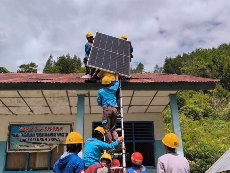Cahaya di wilayah tertinggal, terdepan, dan terluar adalah pengakuan bahwa keadilan energi adalah hak asasi, bukan sekadar komoditas.
