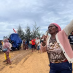 Warga Kawasi di Halmahera Selatan kembali memboikot PT. Harita Group, menuntut hak dasar atas air bersih dan listrik yang tak kunjung dipenuhi