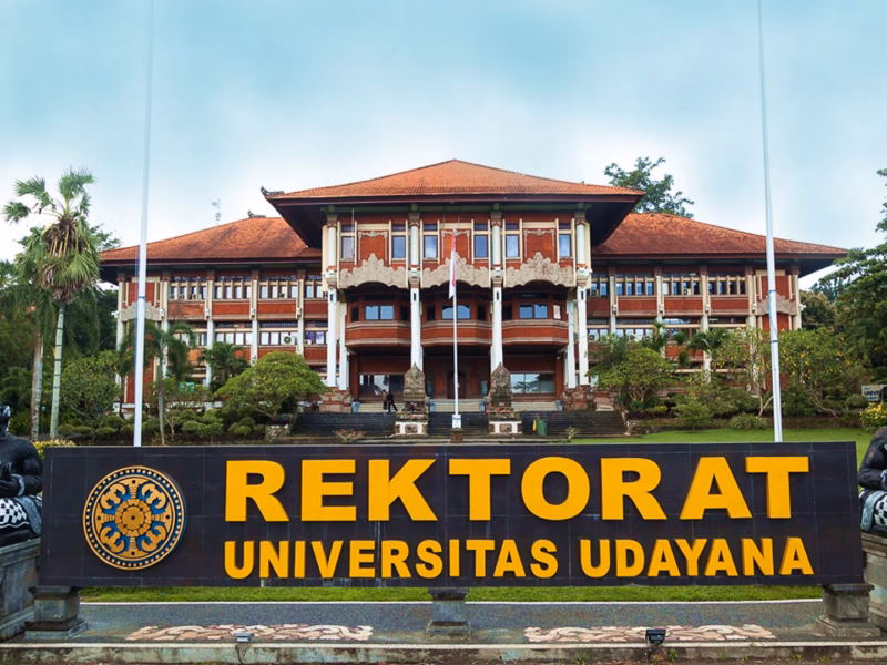 Universitas Udayana Bali. (Unud)