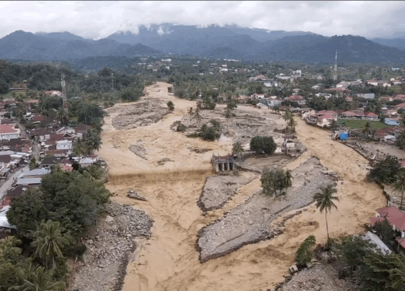 YLBHI menegaskan, tragedi Sumatera adalah bencana ekologis yang dipicu oleh kerusakan lingkungan dan buruknya tata kelola negara