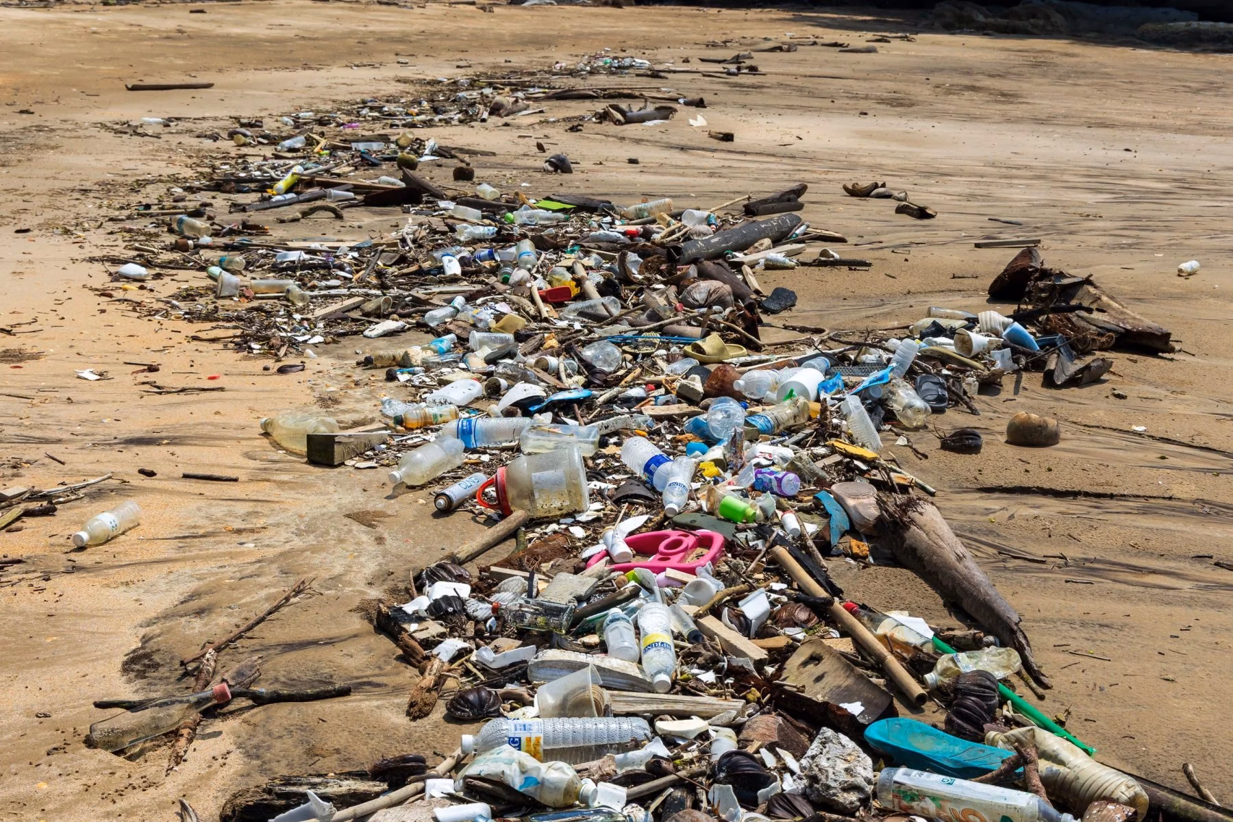 Kolonialisme Sampah Masih Menggurita di Asia Tenggara