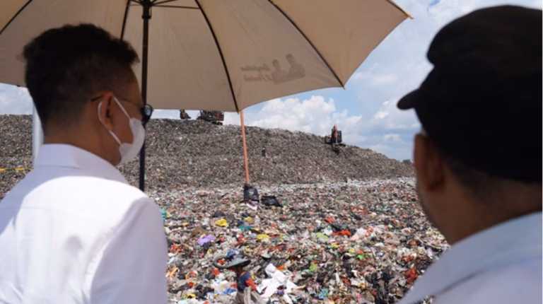 TPA Batulayang Pontianak gunakan teknologi sanitary landfill demi menyelamatkan lingkungan dari ancaman lindi dan gas metana