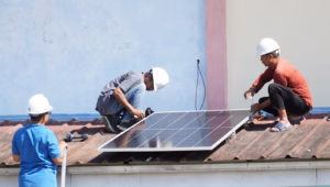 Menyemai Energi Surya di Pesantren