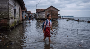 Anak-Anak Pesisir Membayar Harga Termahal dari Krisis Iklim