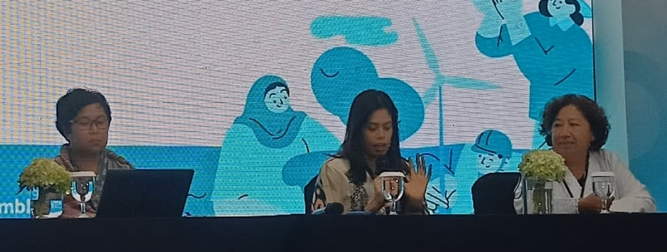 Presidium Nasional Koalisi Perempuan Indonesia (KPI), Farida Indriani, melayangkan kritik tajam terhadap proses transisi energi saat ini yang dinilainya masih bias gender dan eksklusif.