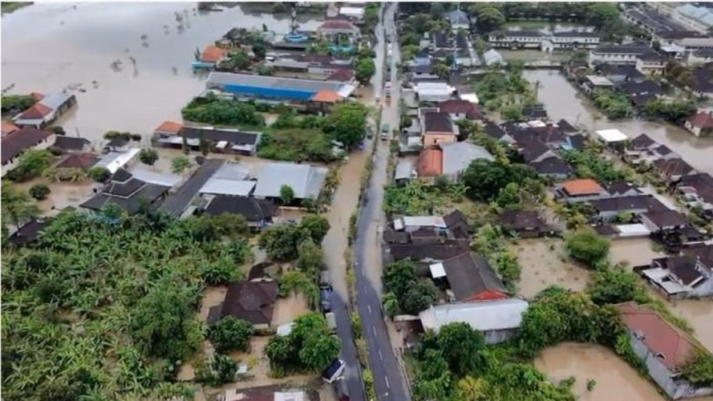 Koalisi Pulihkan Bali mengajukan gugatan warga negara (citizen lawsuit) terhadap 14 pejabat dan lembaga negara.