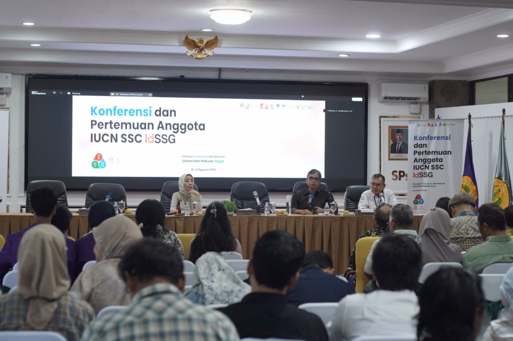 Konservasi spesies membutuhkan kemampuan menerjemahkan pengetahuan ilmiah menjadi aksi konservasi yang nyata dan efektif.