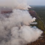 Lebih dari 37,9 juta jiwa di Indonesia kini terkurung dalam krisis mematikan akibat kebakaran hutan dan lahan gambut (karhutla).