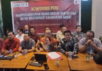 Ketika udara tak lagi layak dihirup dan negara dinilai alpa dalam melindungi warganya, sekelompok masyarakat sipil memilih jalur meja hijau.